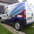 Chvalis servisn� vozidlo